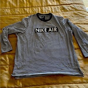 Nike air men’s black white long sleeve stripped xxl pullover high end